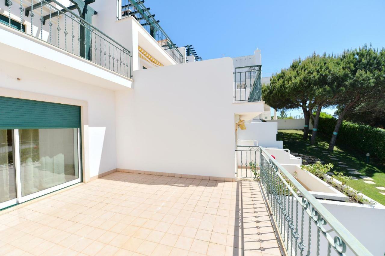 Townhouse Next To Falesia Beach Albufeira Exterior photo