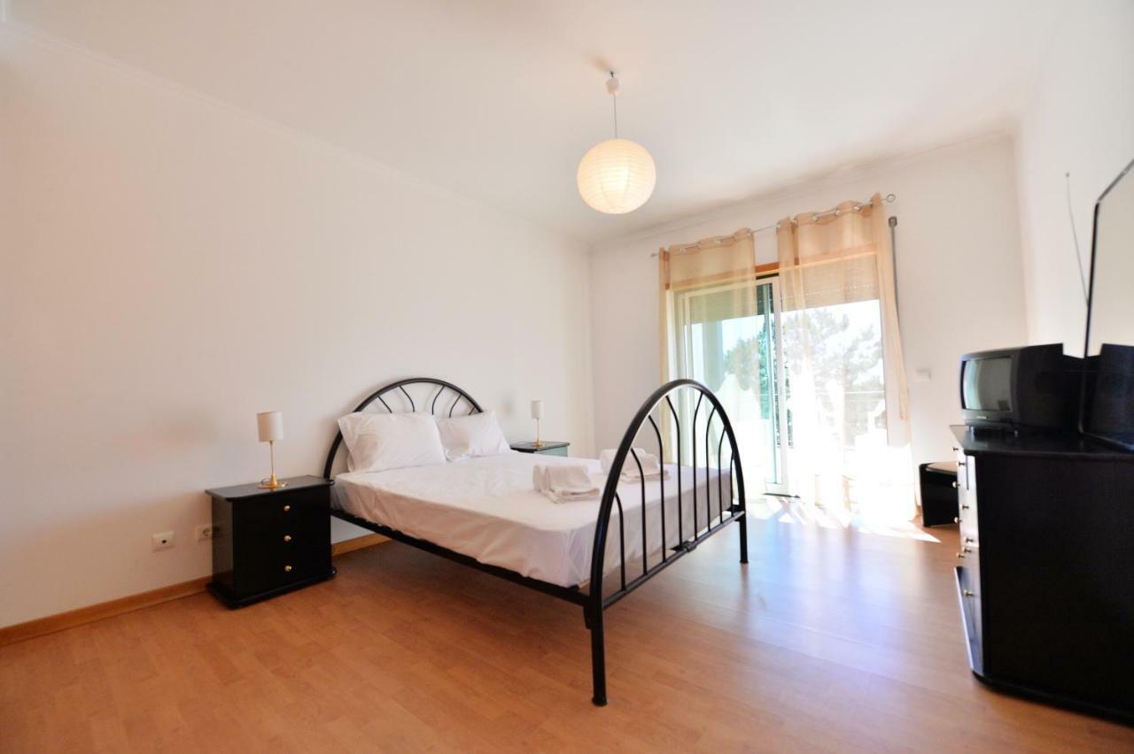 Townhouse Next To Falesia Beach Albufeira Exterior photo