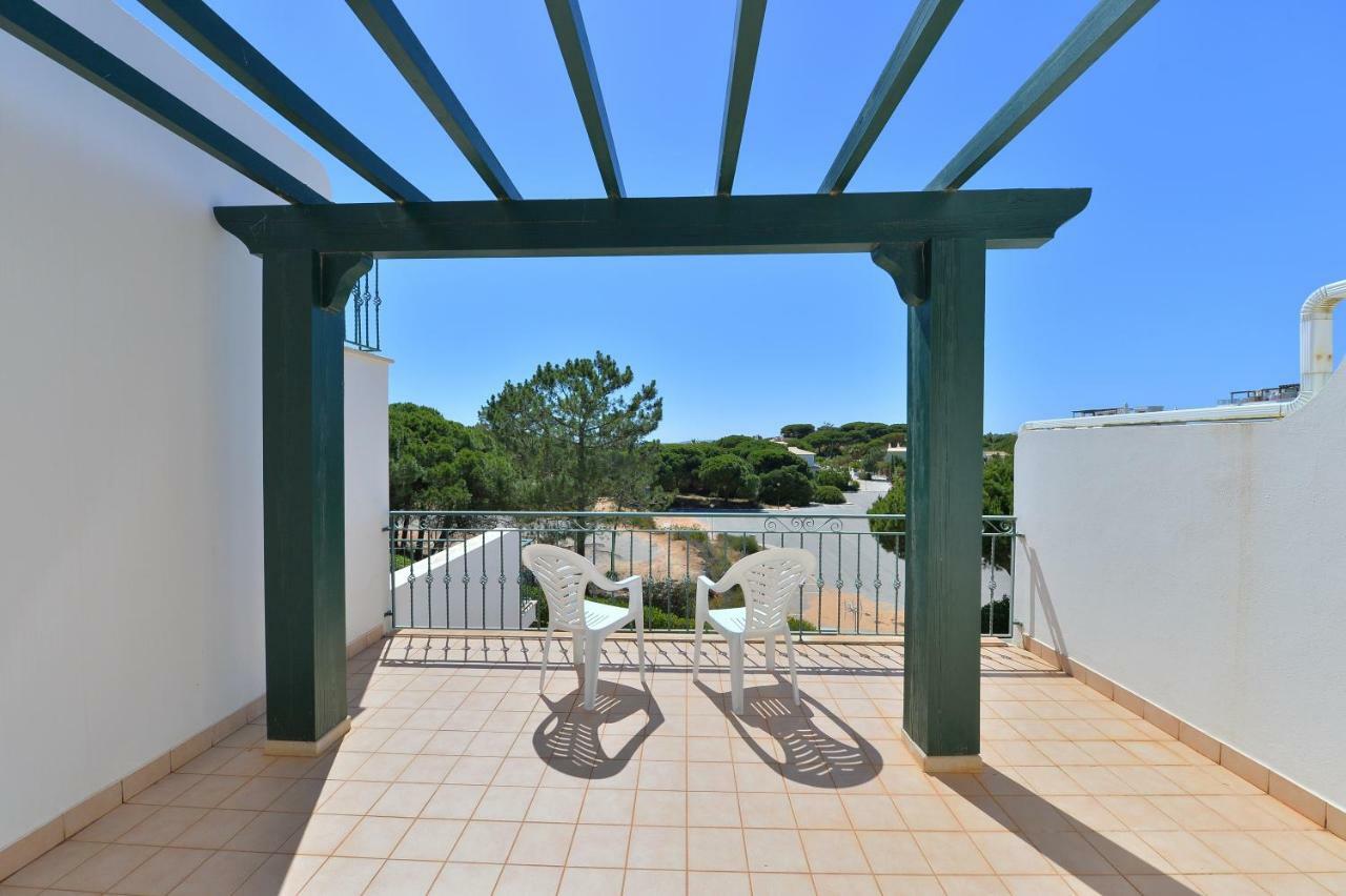 Townhouse Next To Falesia Beach Albufeira Exterior photo