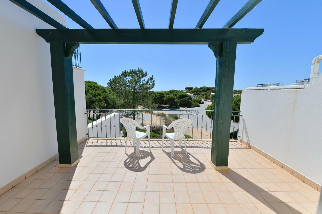 Townhouse Next To Falesia Beach Albufeira Exterior photo
