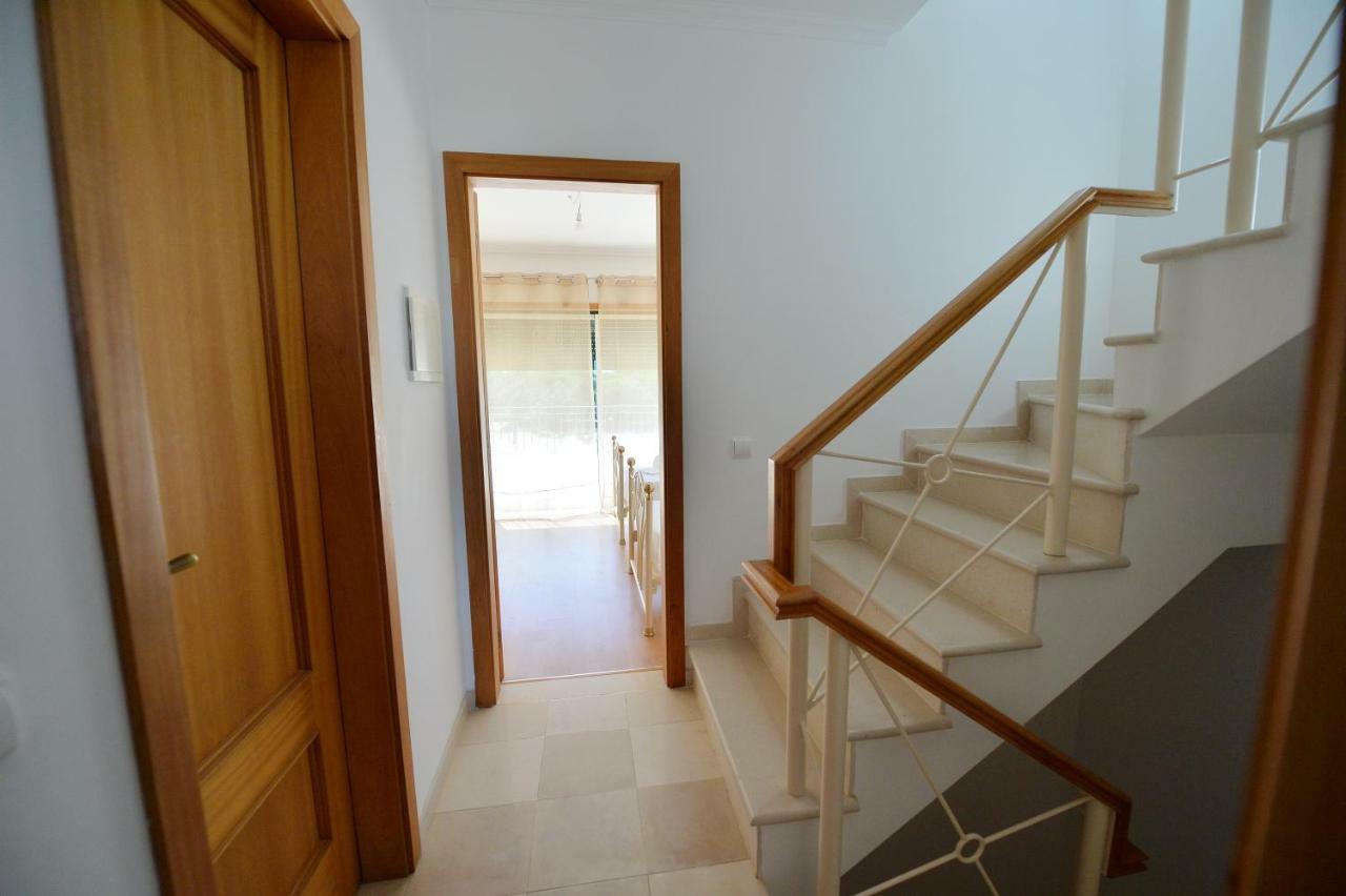 Townhouse Next To Falesia Beach Albufeira Exterior photo